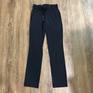 lululemon | On The Fly Pants | Black | 2